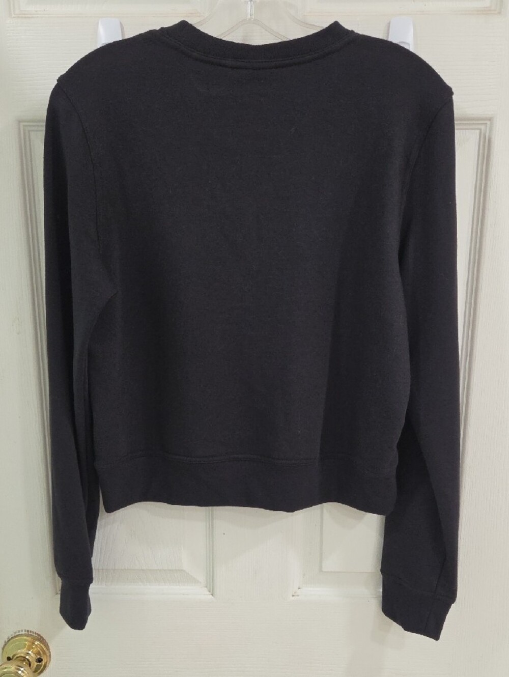 Nike Women’s Black Scoop Crewneck Sweatshirt - Picture 3 of 4